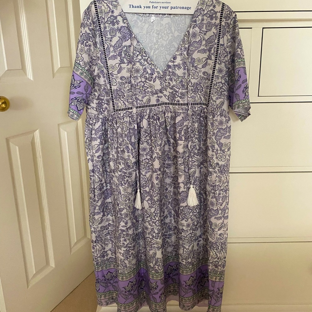 Lavender Purple Floral Dress in Large